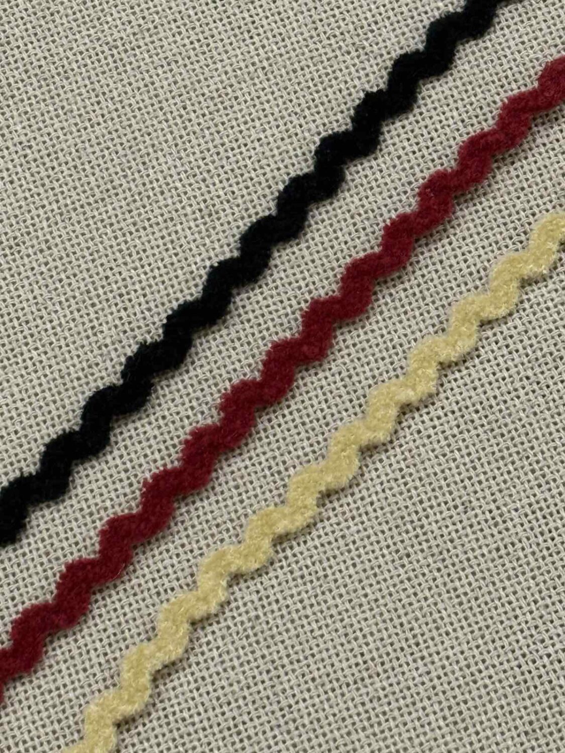 1675 Τρέσα Βελούδο Ζιγκ-Ζαγκ - Image 2